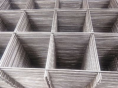 防開裂鋼絲網片在建筑施工進行加固